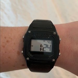 Black basic Shark watch